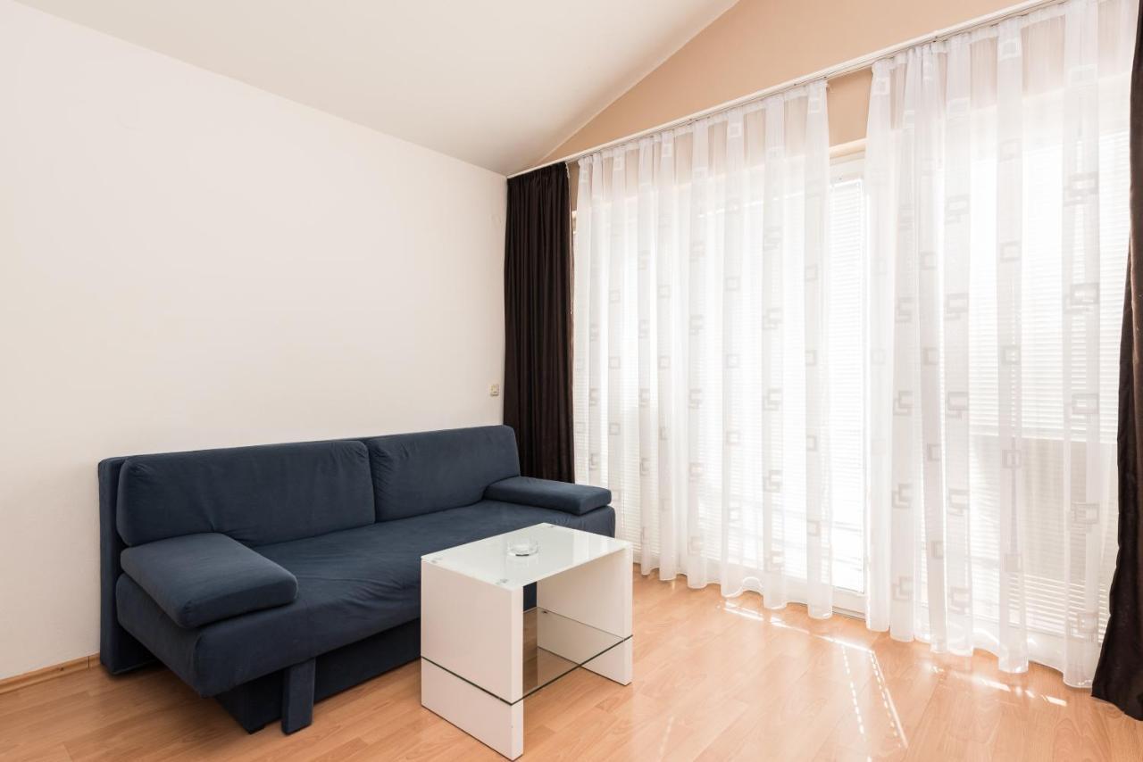 Apartments Danijela 1 Sukošan Екстериор снимка